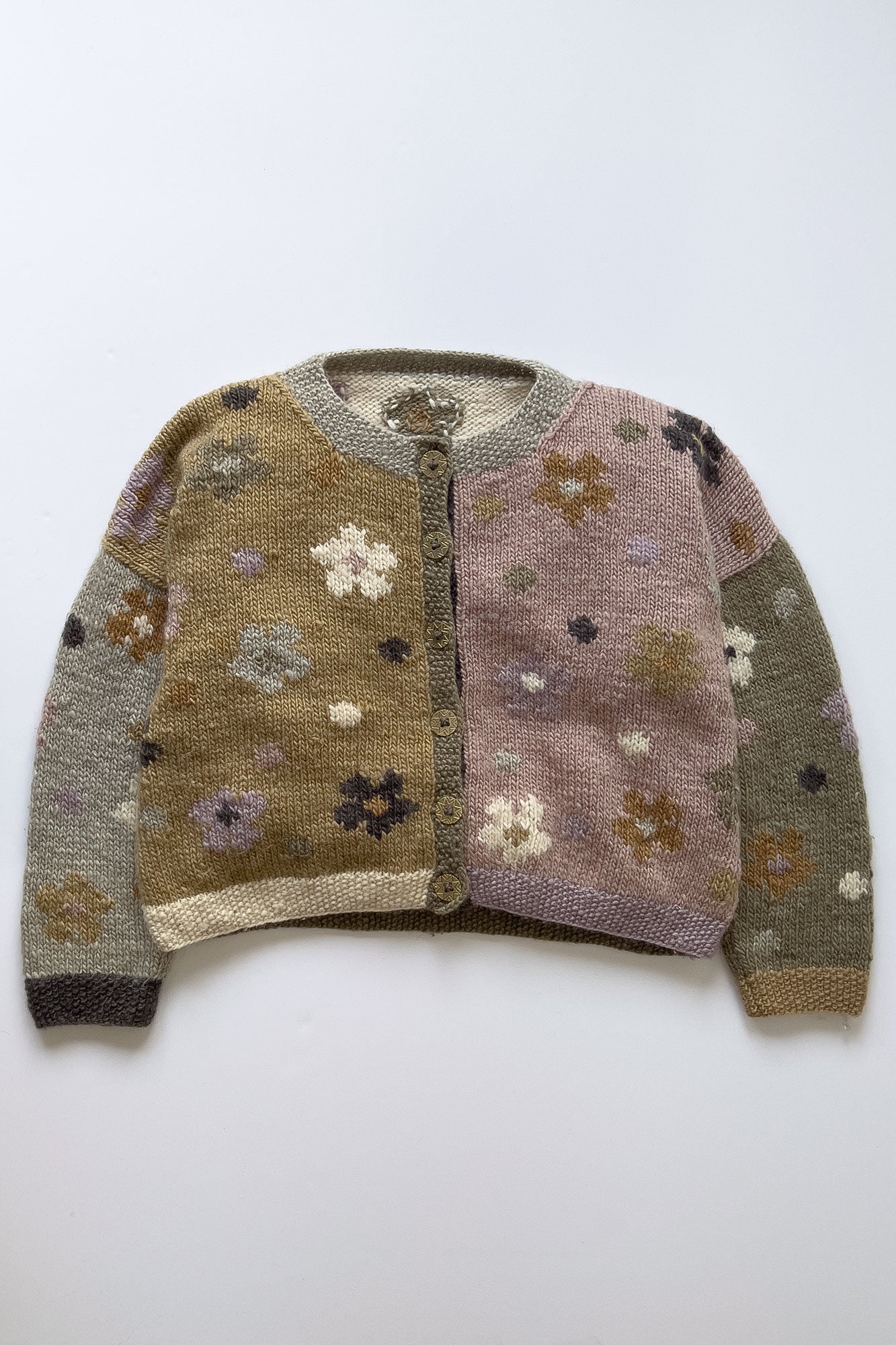 Jardinee Cardigan Sweater