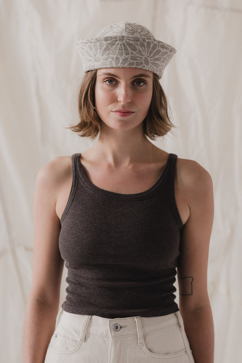 Marée Hat in Daisy Jacquard Linen