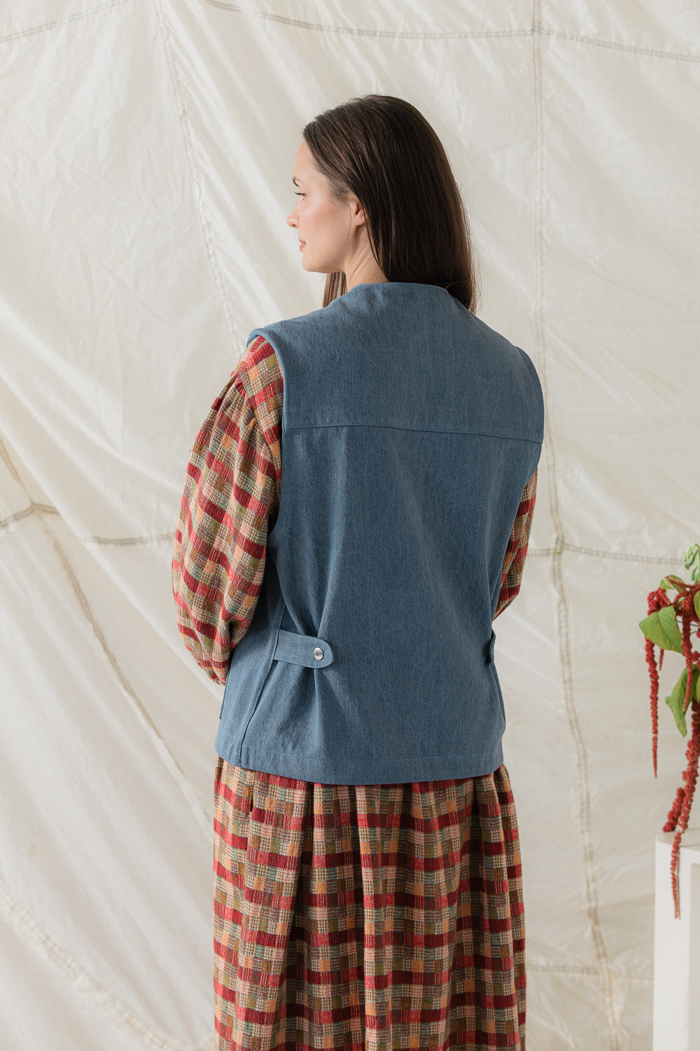 Studio Vest in Weathered Denim