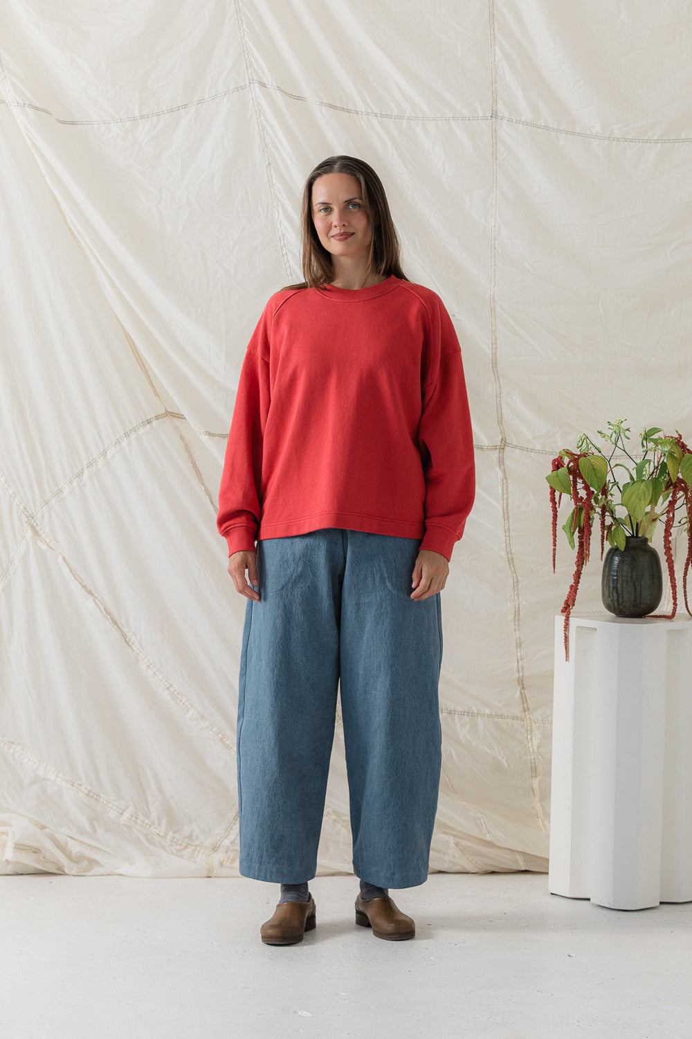Faris Sweatshirt in Vermillion