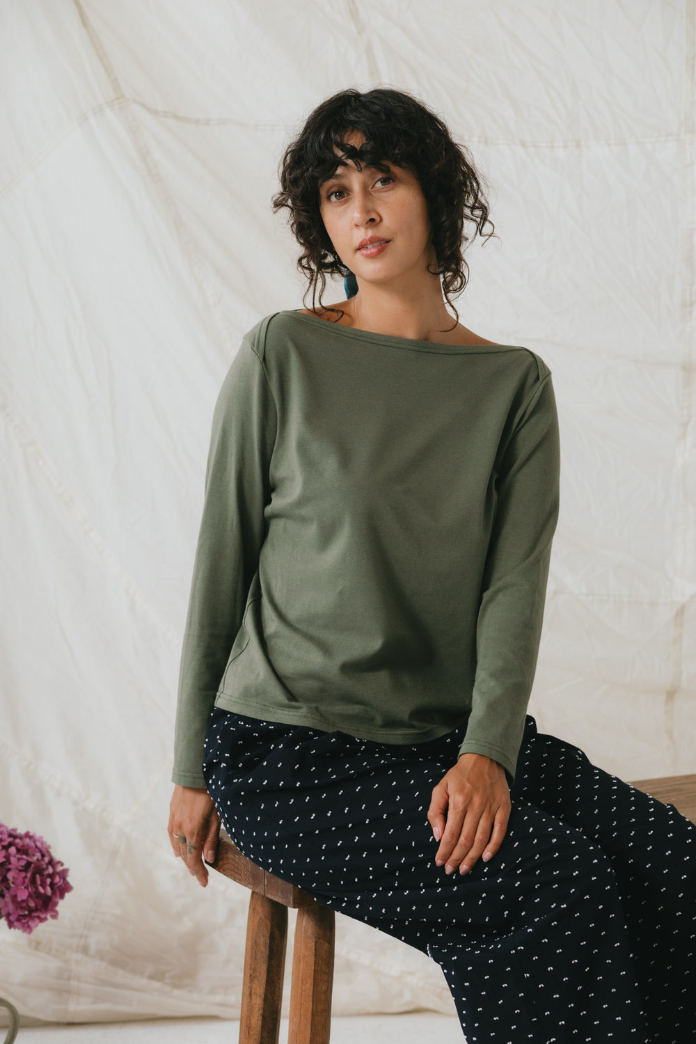 Boatneck Tee in Artichoke