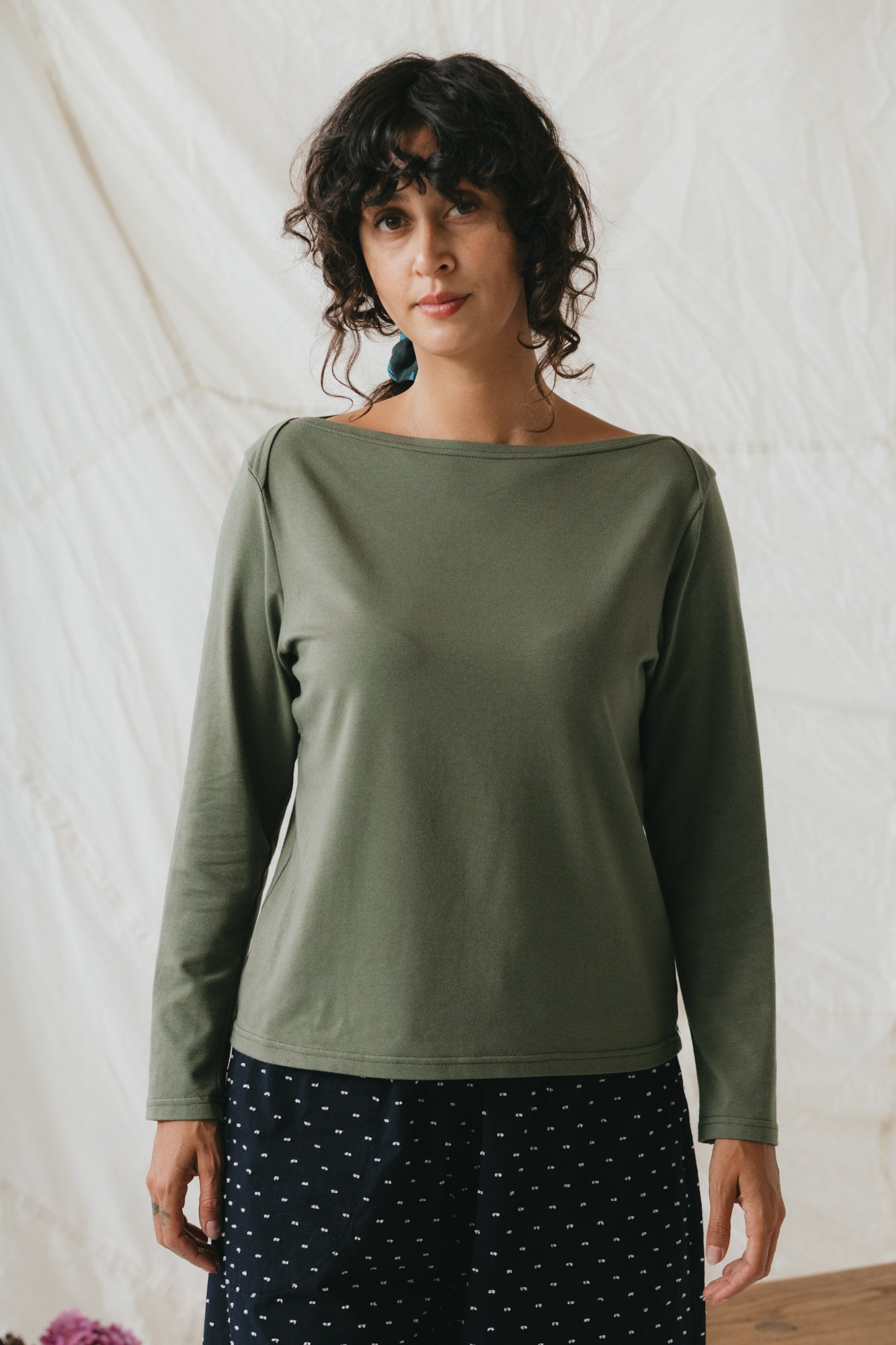 Boatneck Tee in Artichoke