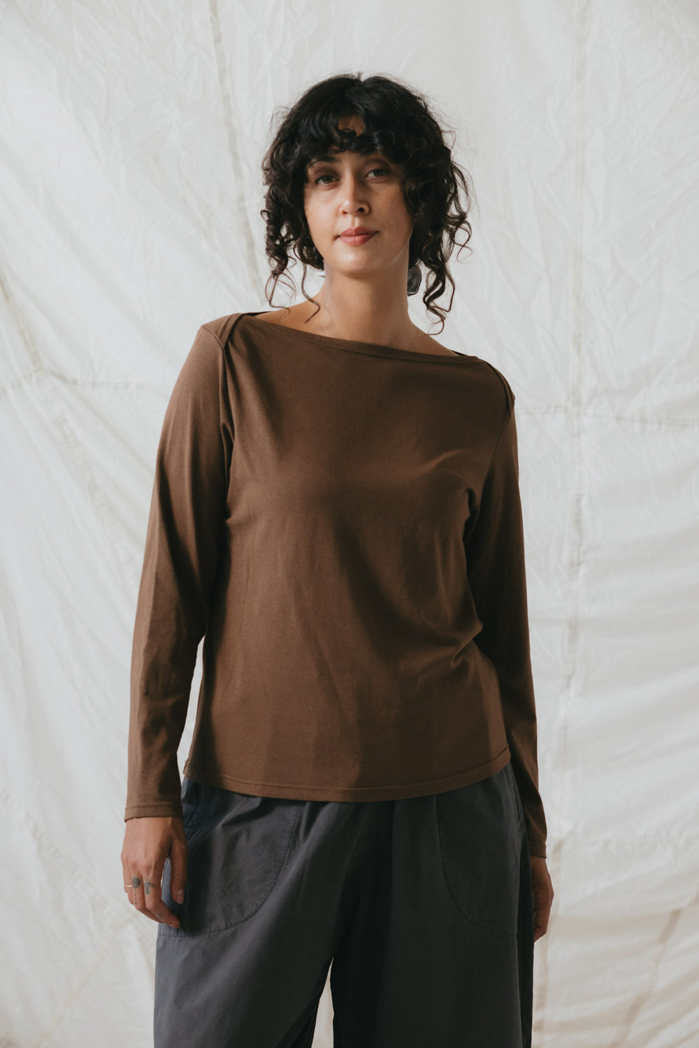 Boatneck Tee in Earth