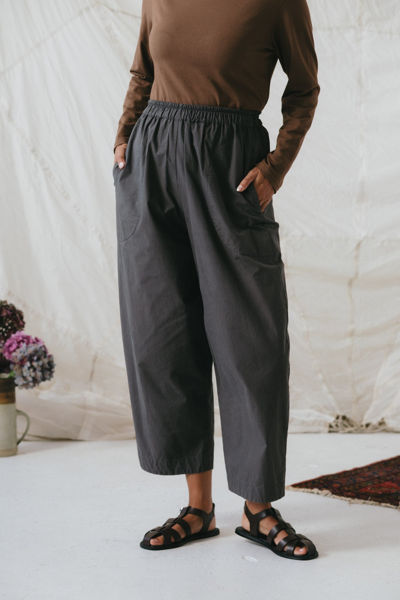 Nuria Barrel Pant in Bitter Chocolate