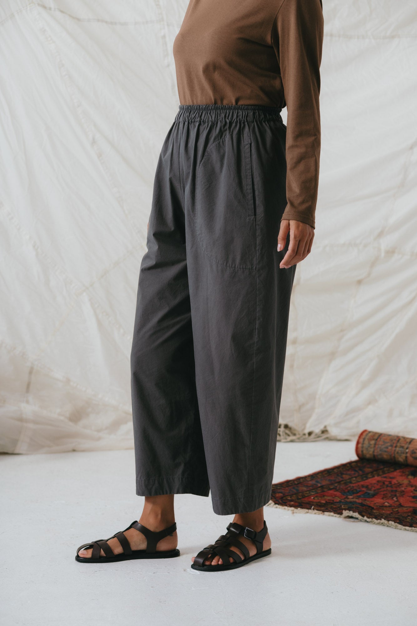 Nuria Barrel Pant in Bitter Chocolate