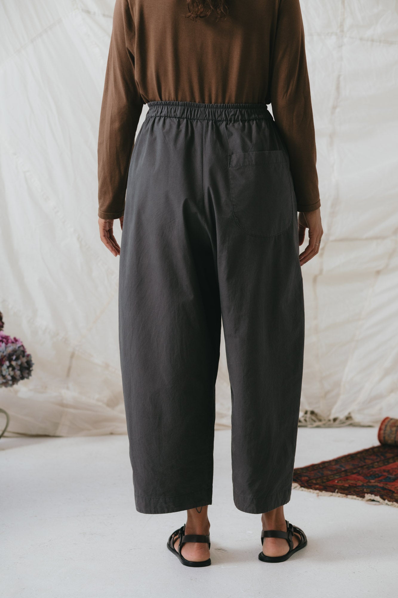 Nuria Barrel Pant in Bitter Chocolate