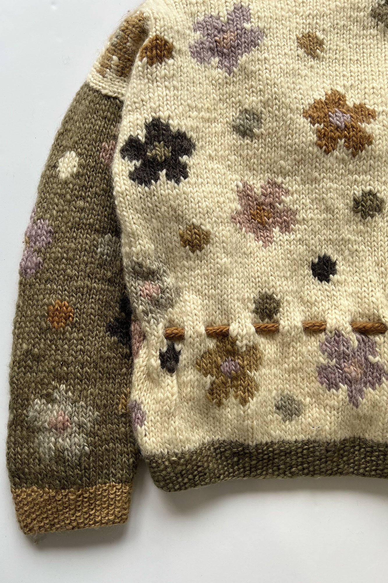 Jardinee Cardigan Sweater