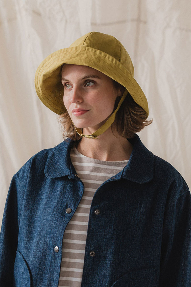 Cirrus Rain Hat in Pollen